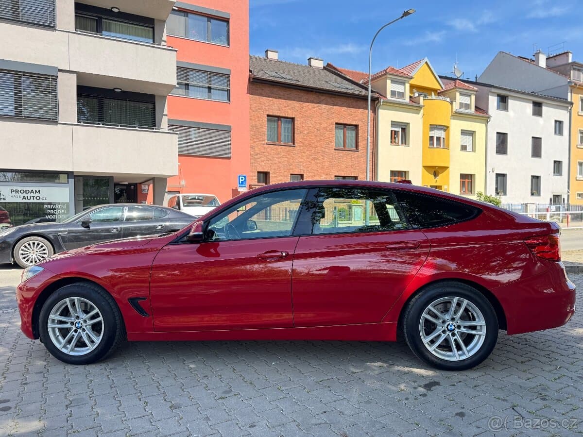 2015 BMW 3-SERIES - 2