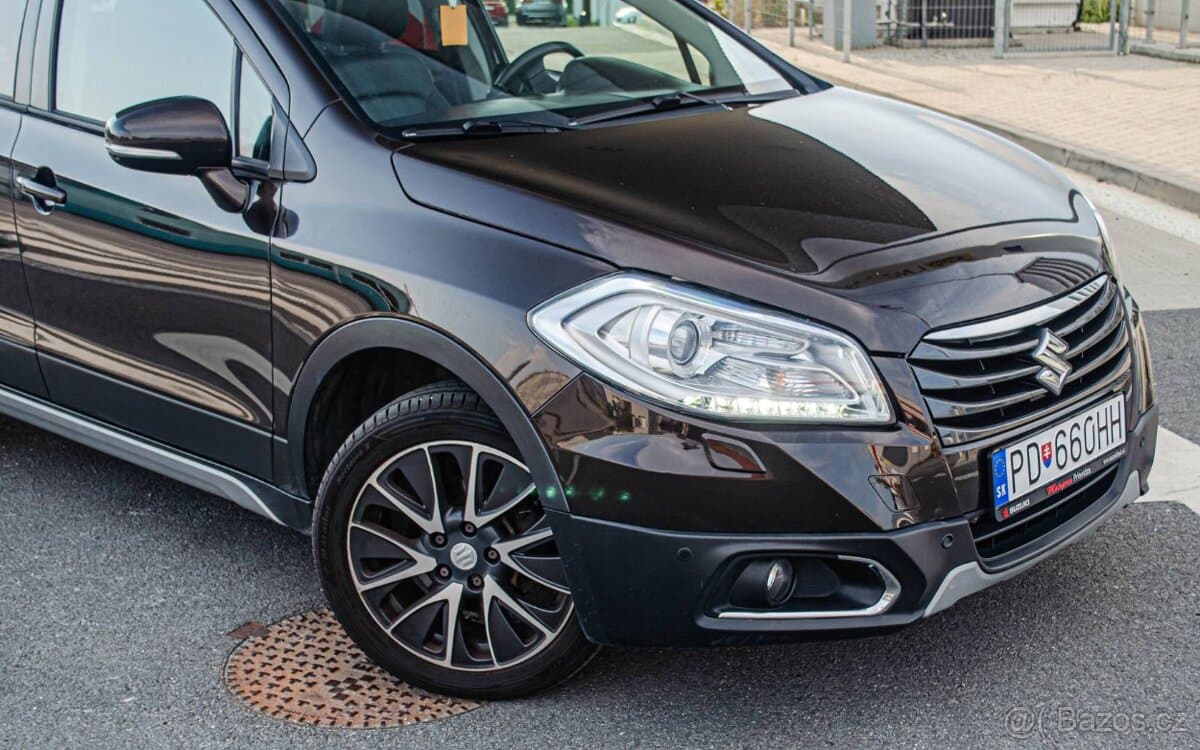 2013 Suzuki S-CROSS - 2