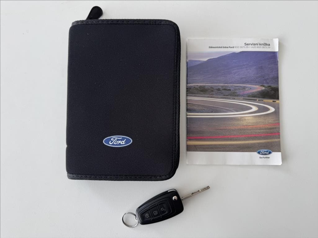 2017 Ford FOCUS - 2
