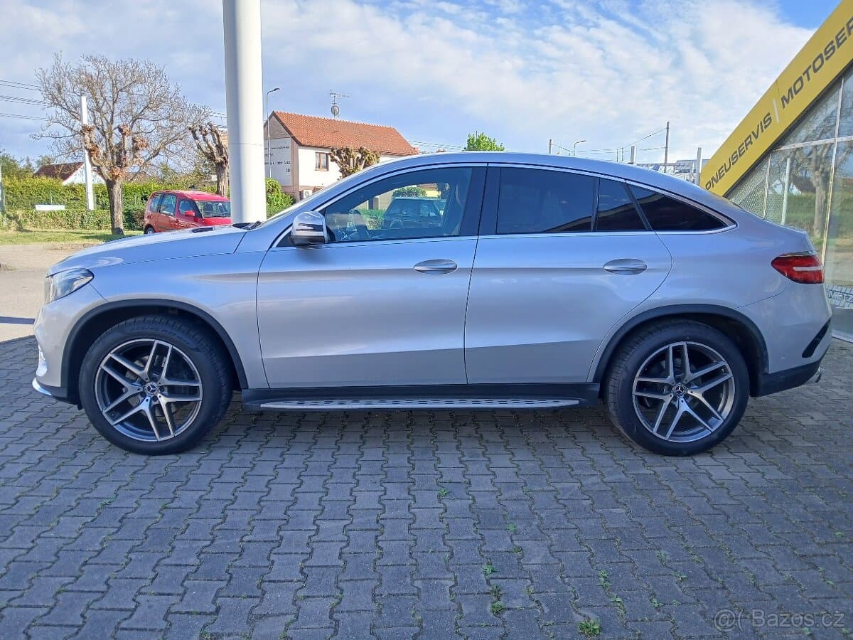 2019 Mercedes-Benz GL - 2