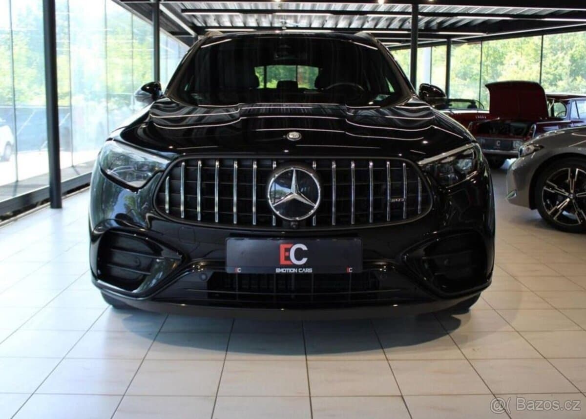 2025 Mercedes-Benz GLC - 2
