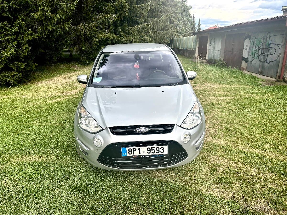 2010 Ford S-MAX - 2