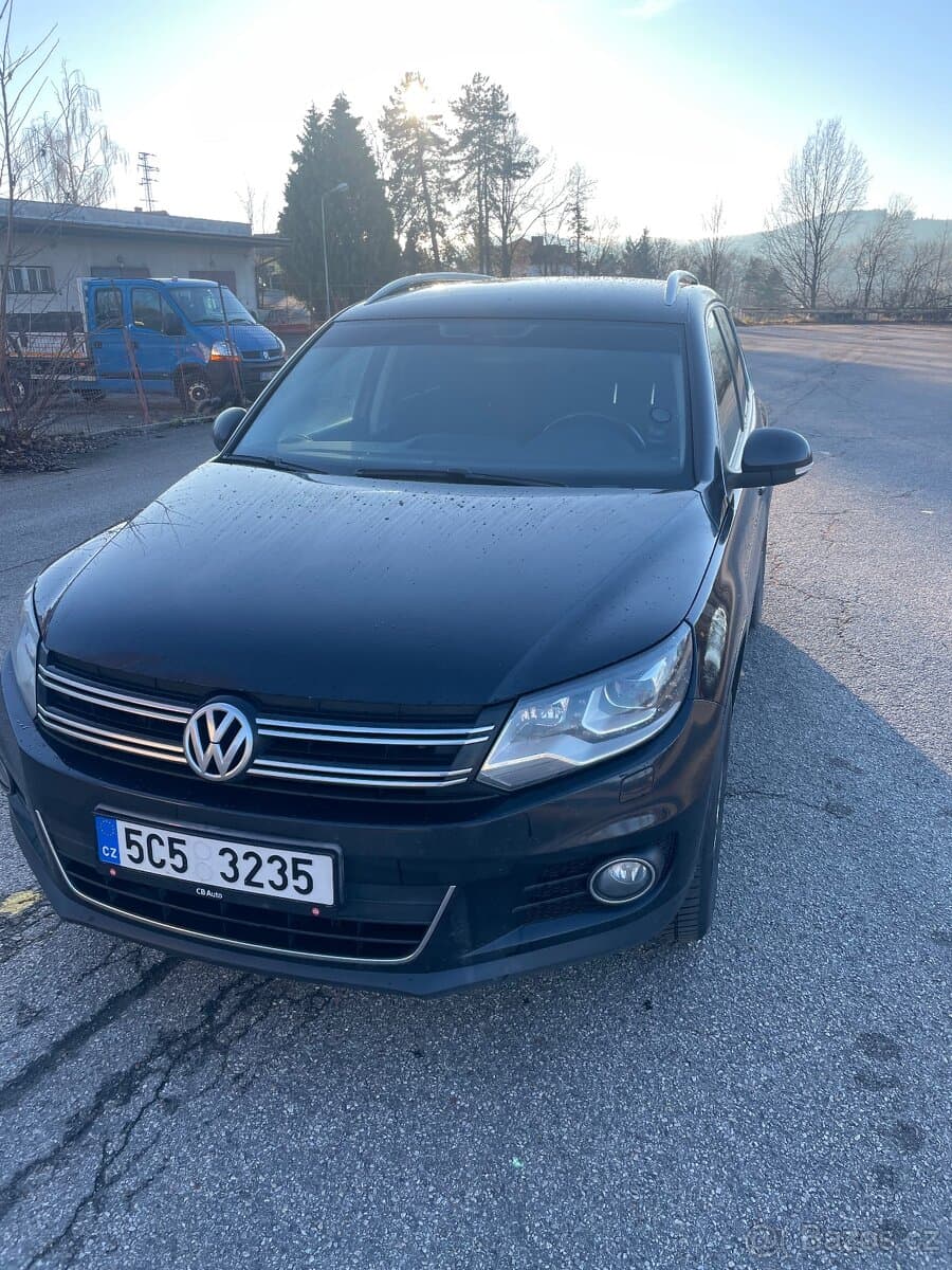 2012 Volkswagen TIGUAN - 2