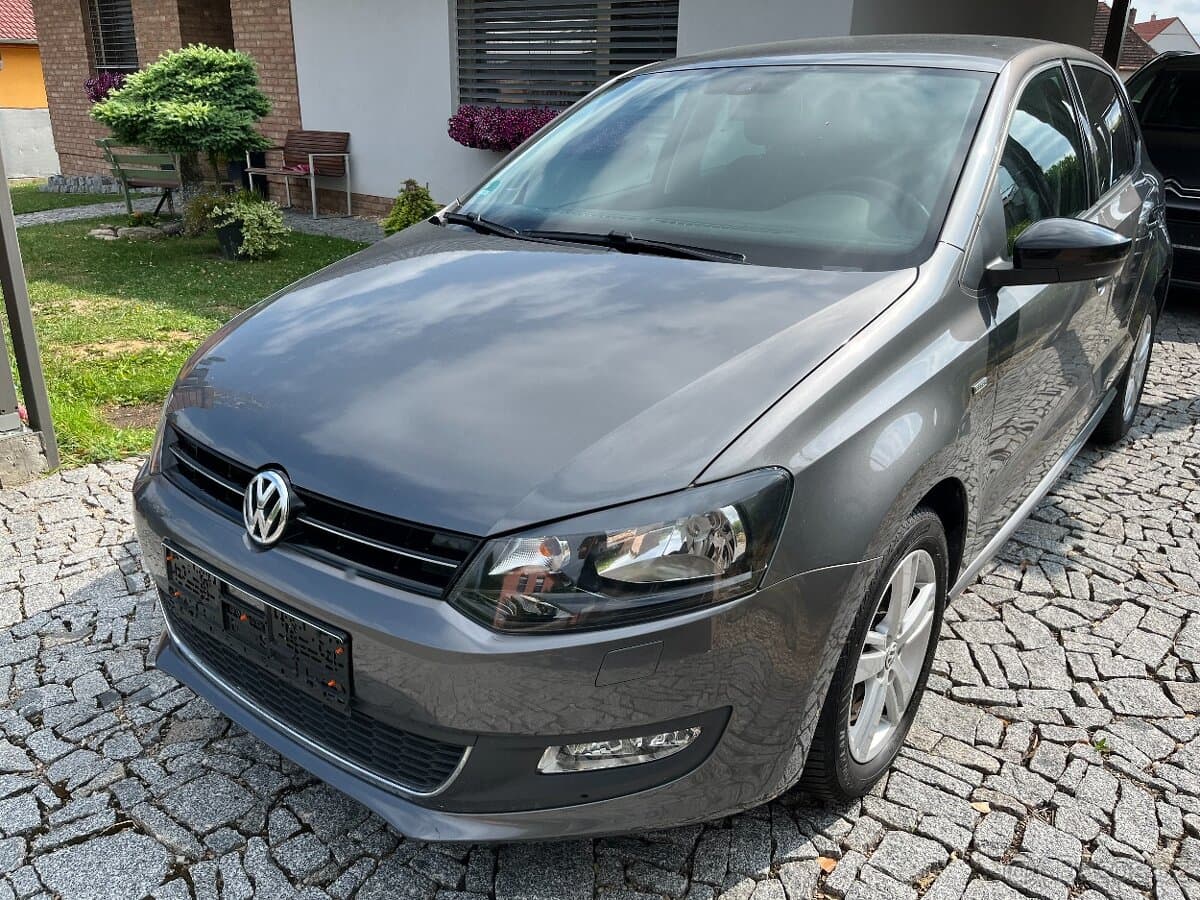 2012 Volkswagen POLO - 2