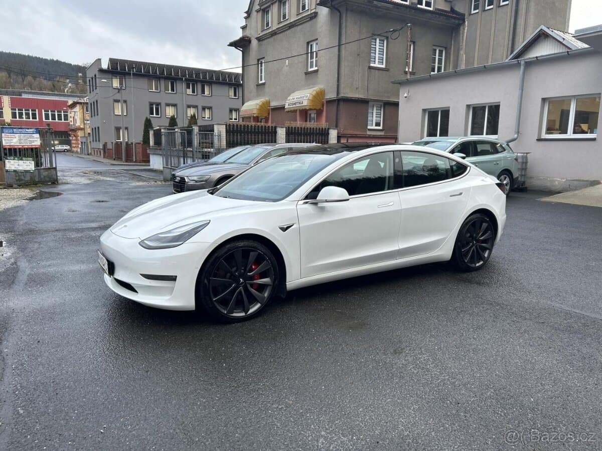 2020 Tesla MODEL 3 - 2