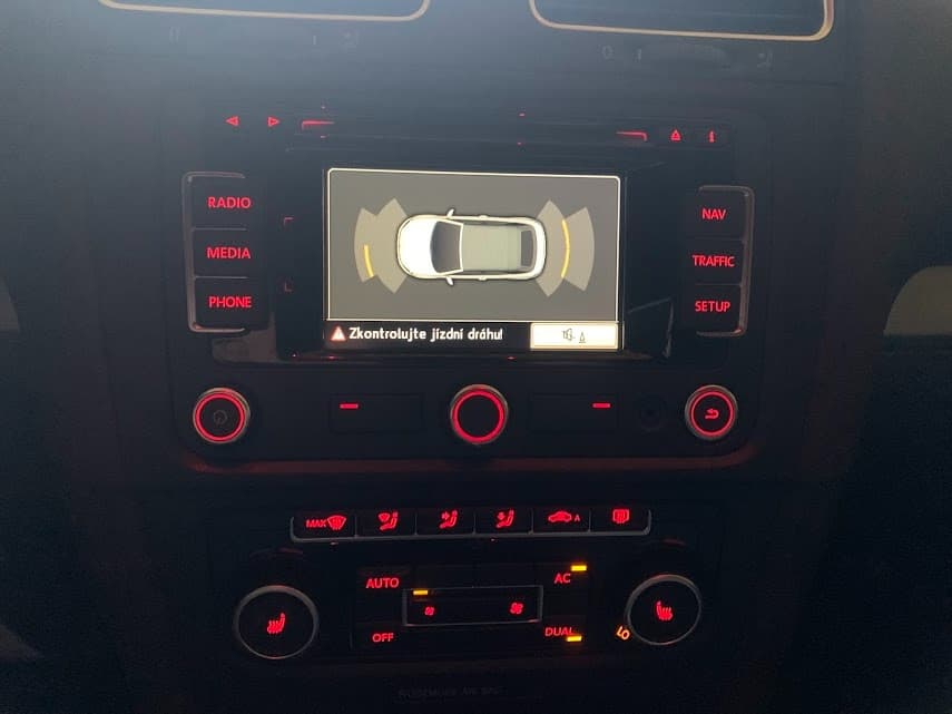 Volkswagen GOLF - 20