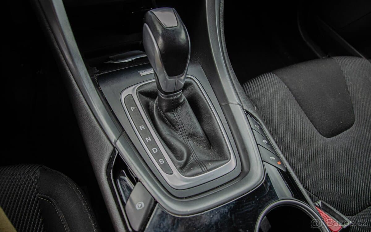 2015 Ford MONDEO - 20
