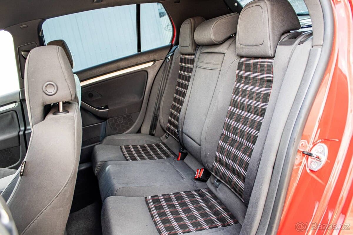 2001 Volkswagen GOLF - 20