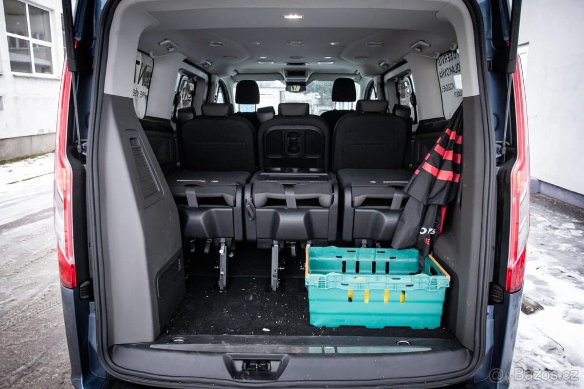 2022 Ford TOURNEO - 20