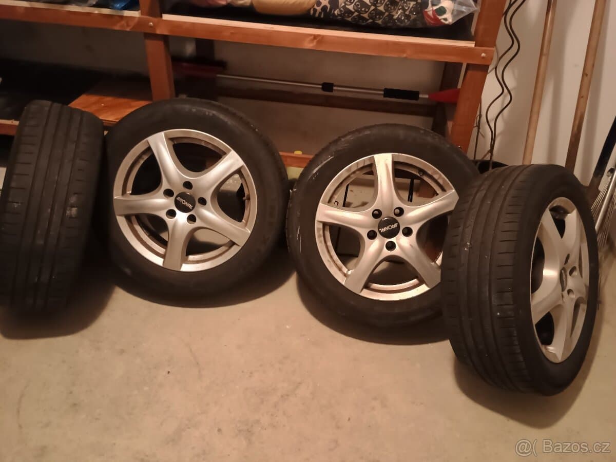 2010 Ford FOCUS - 20