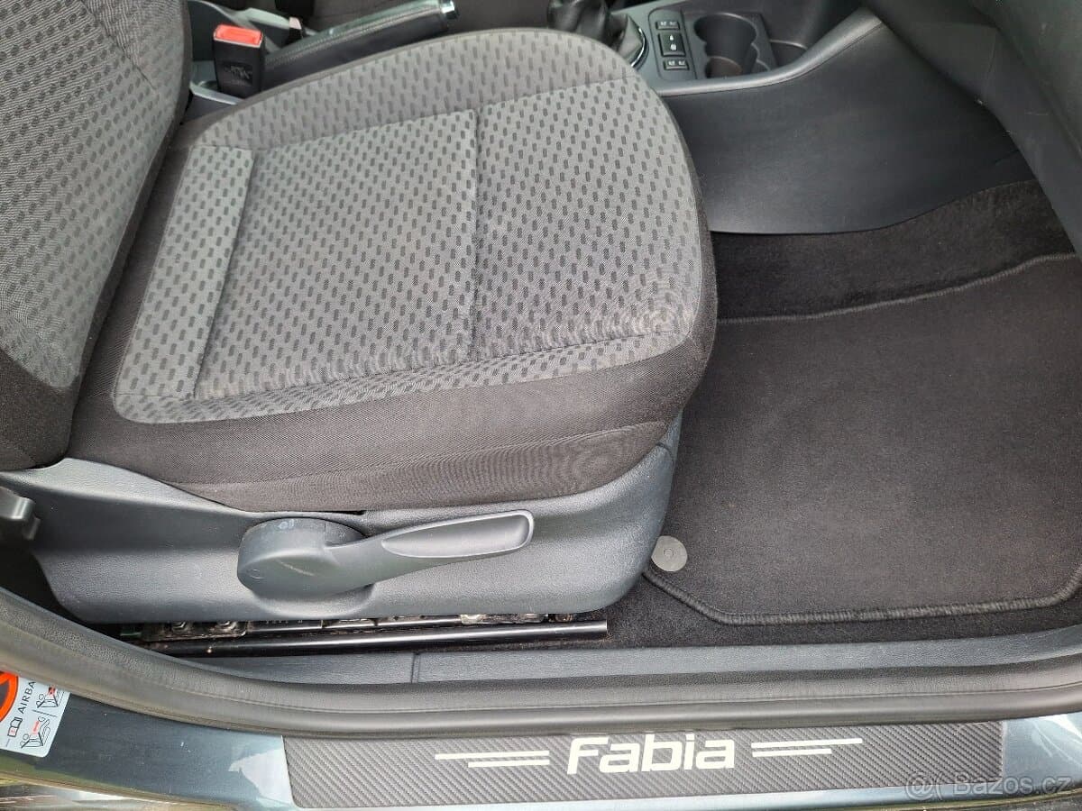 2014 Škoda FABIA - 20