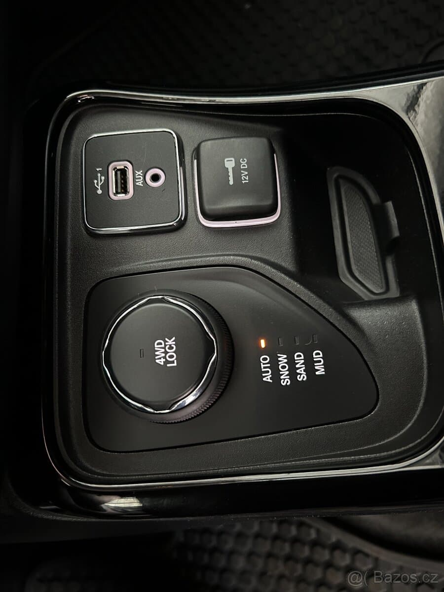 2019 Jeep COMPASS - 20