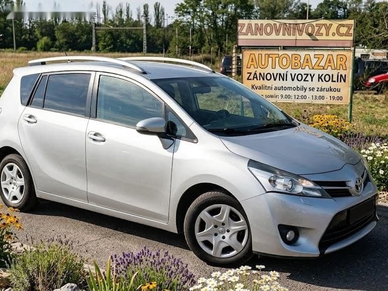 2013 Toyota VERSO - 20