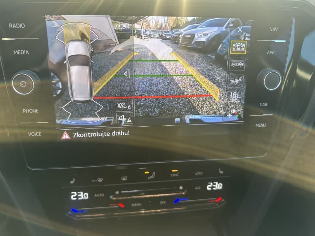 2022 Volkswagen PASSAT - 20