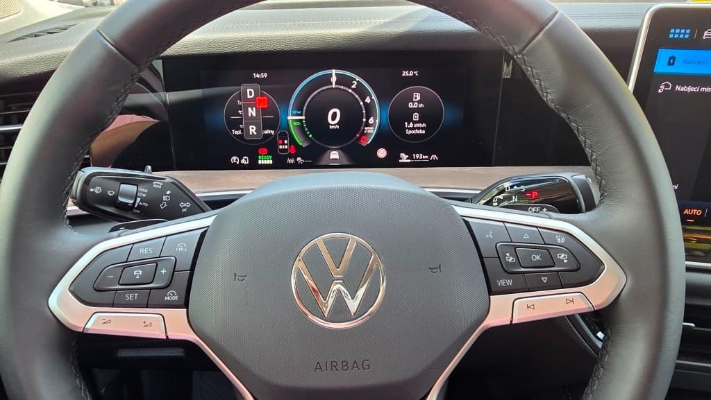 2025 Volkswagen TAYRON - 20