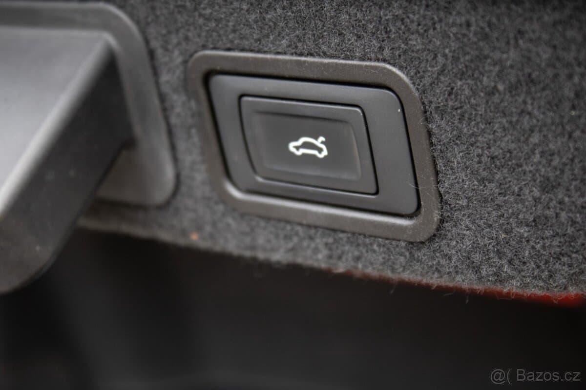 2014 Audi A8 - 20
