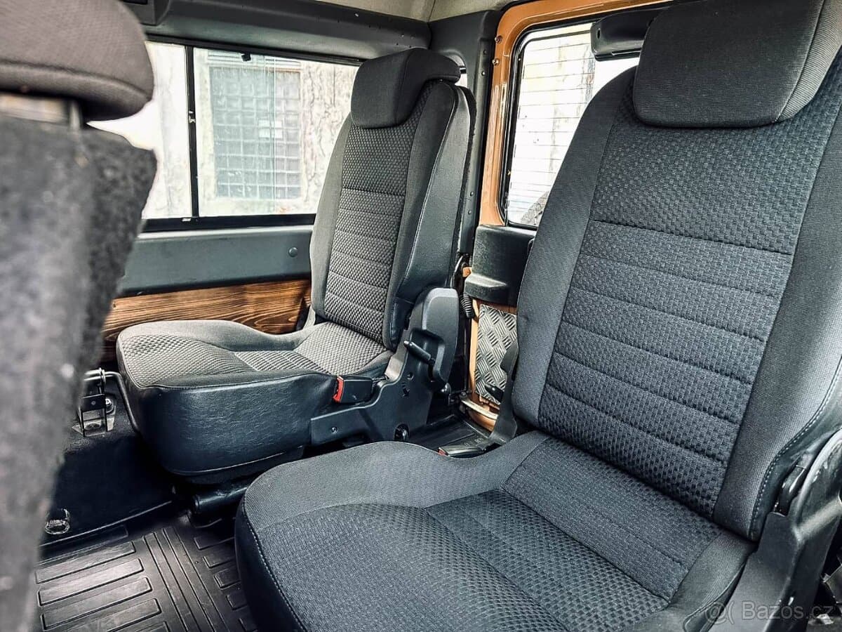 2007 Land Rover DEFENDER - 20