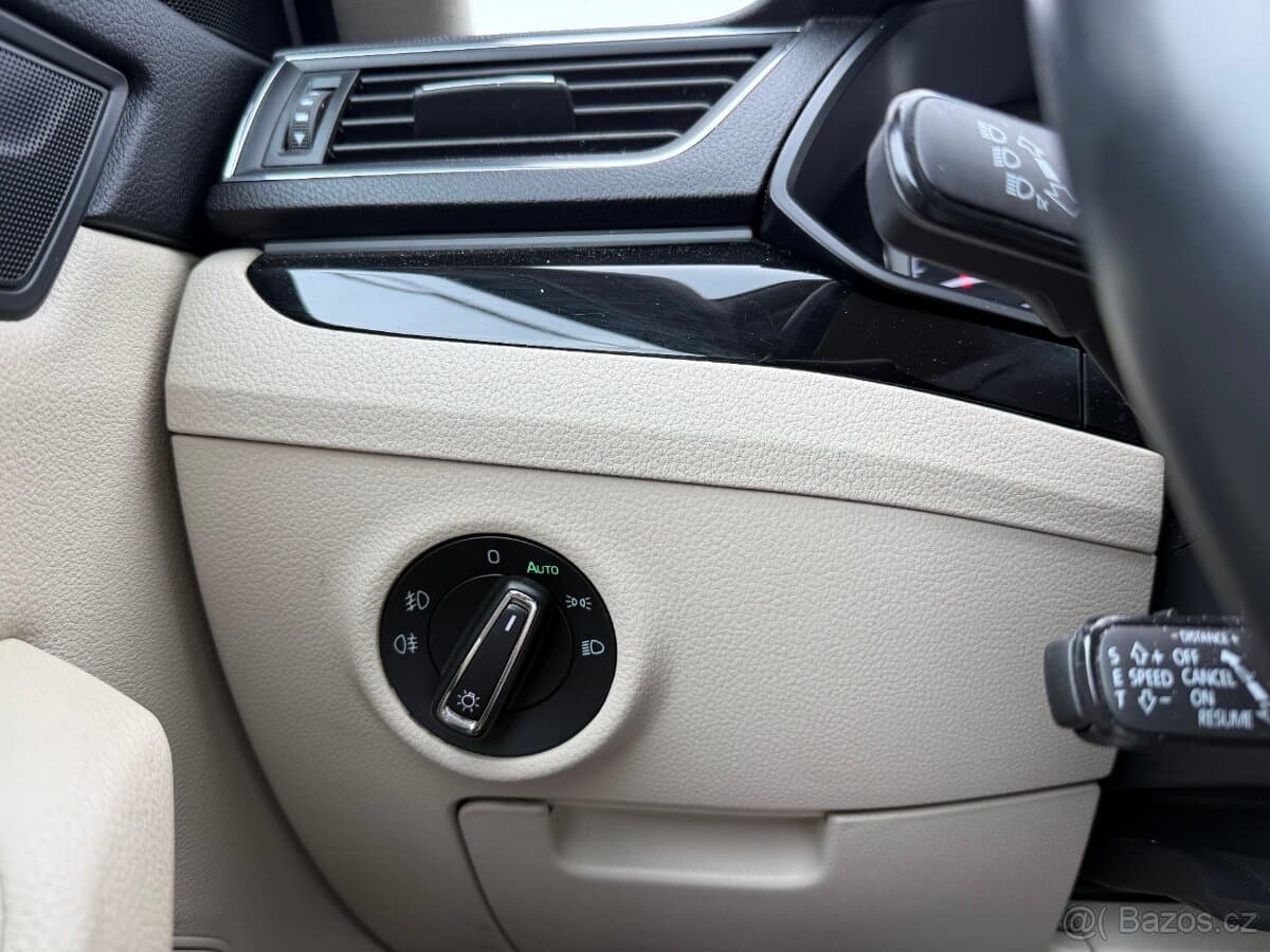 2016 Škoda SUPERB - 20