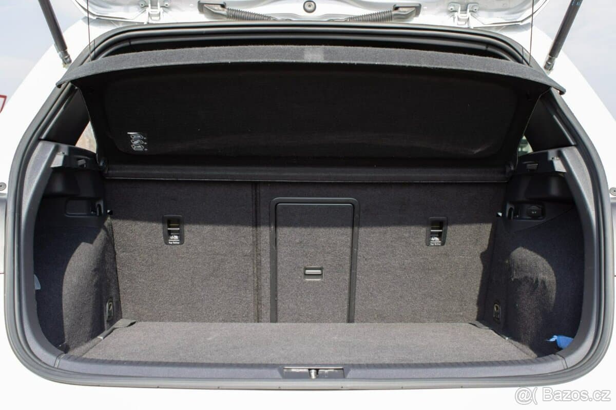 2016 Volkswagen GOLF - 20