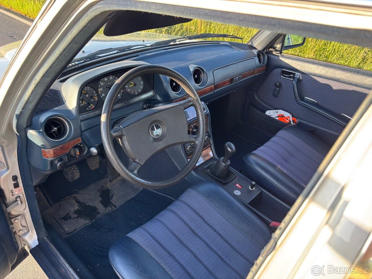 1983 Mercedes-Benz 190 - 20