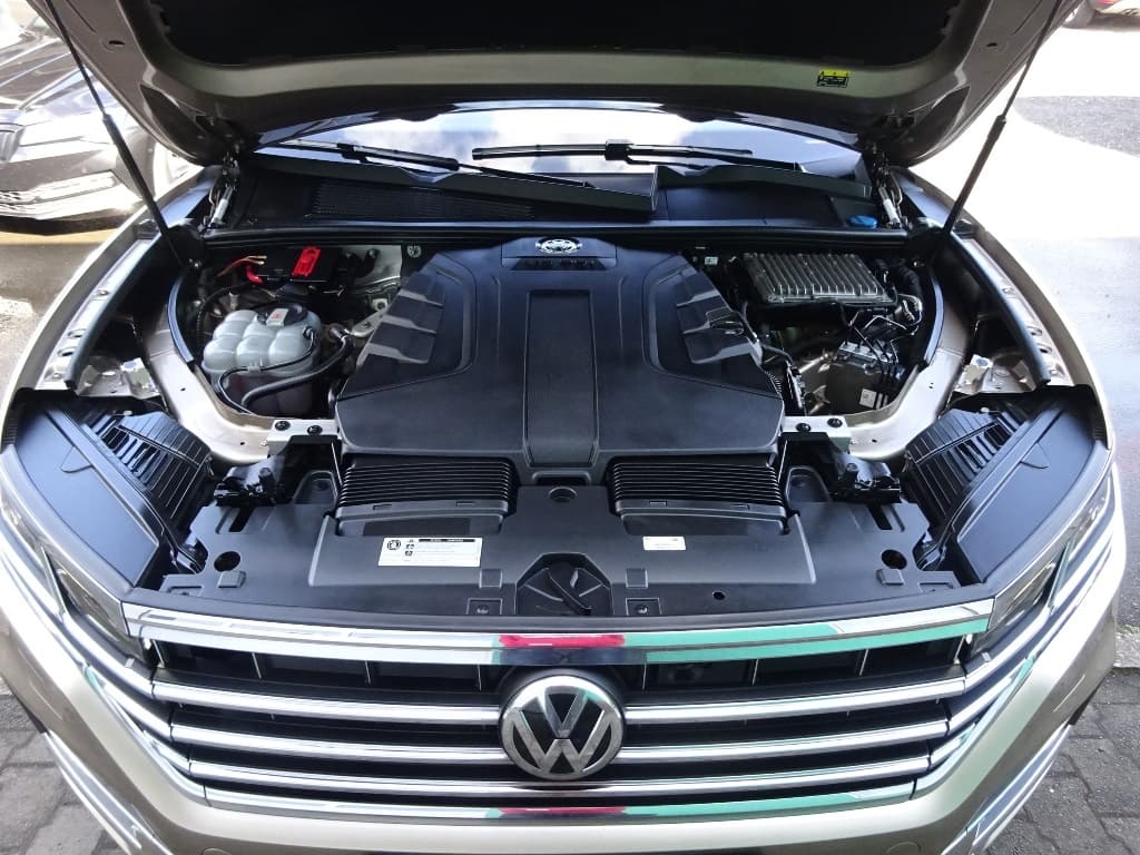 2019 Volkswagen TOUAREG - 20