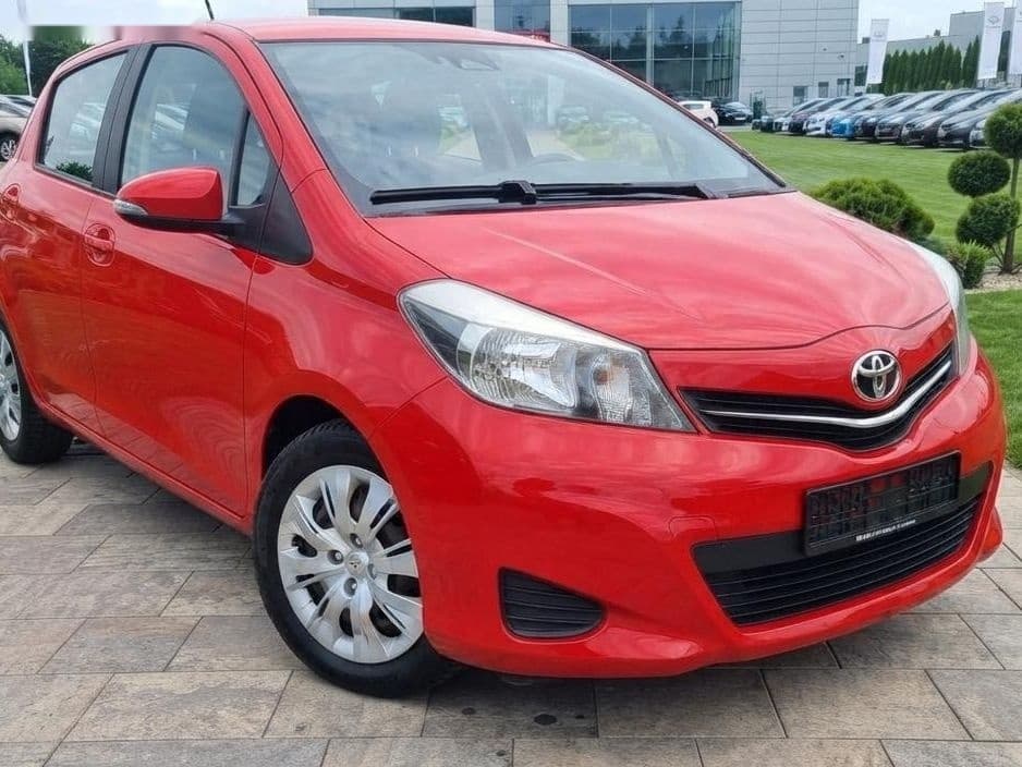 2013 Toyota YARIS - 20