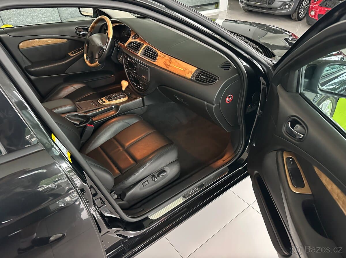 2001 Jaguar S-TYPE - 20