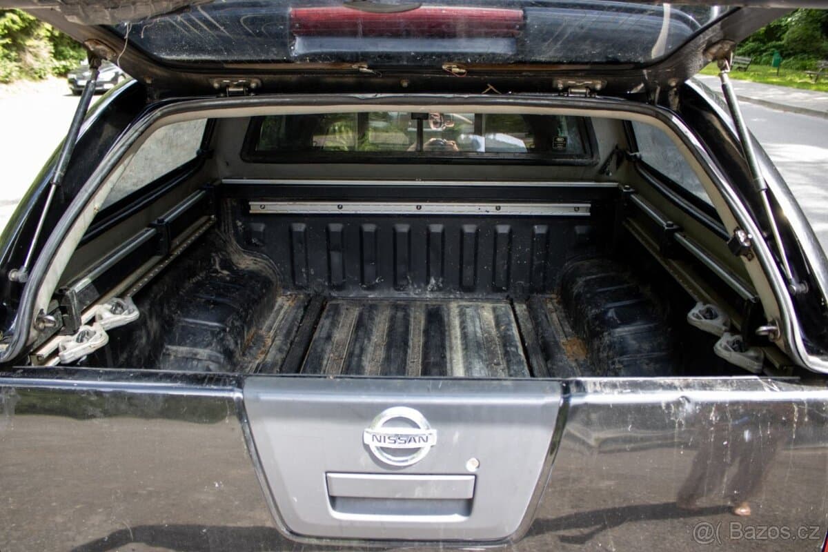 2009 Nissan NAVARA - 20