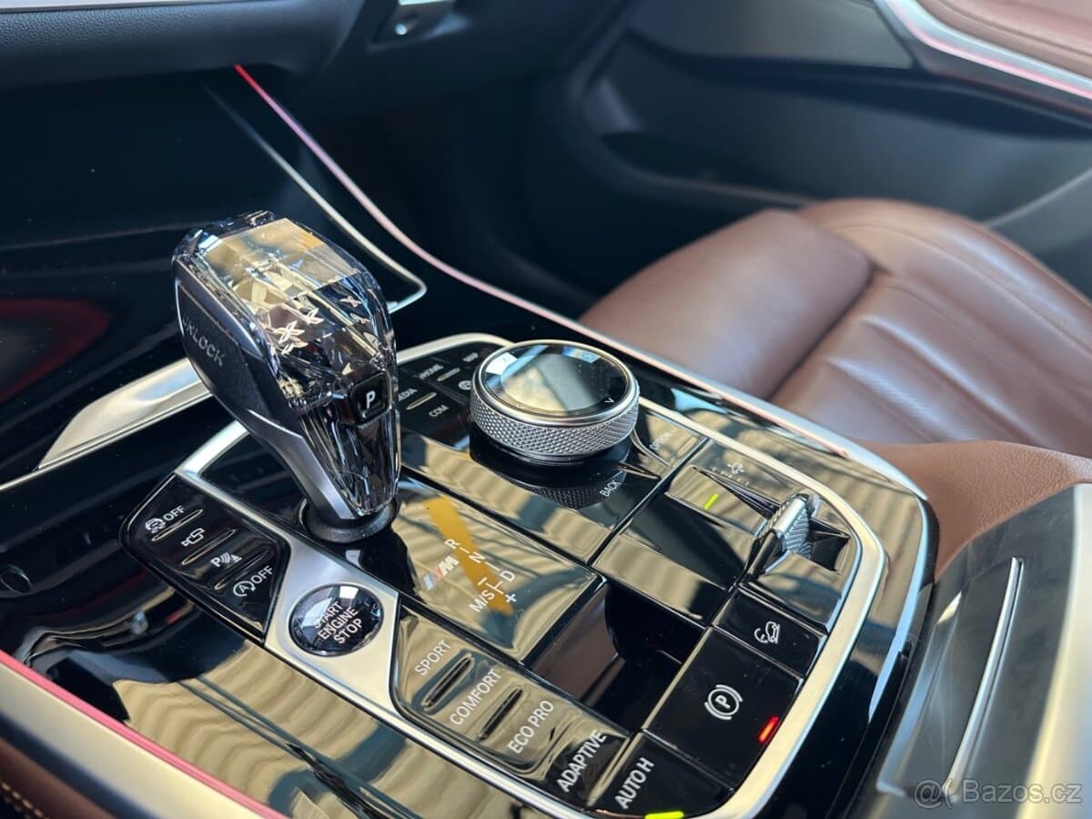 2021 BMW X7 - 20