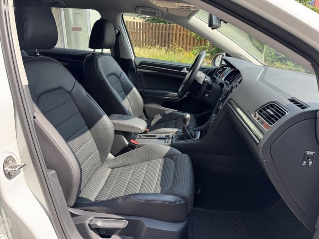 2014 Volkswagen GOLF - 20