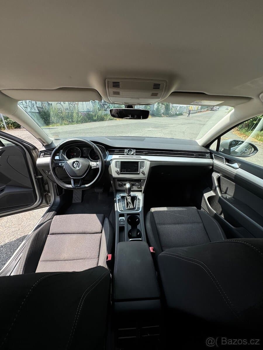 2015 Volkswagen PASSAT - 20