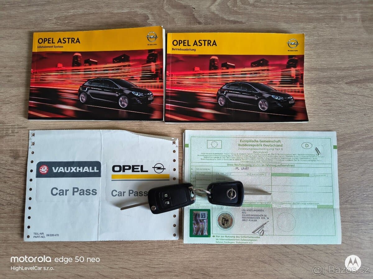 2012 Opel ASTRA - 20