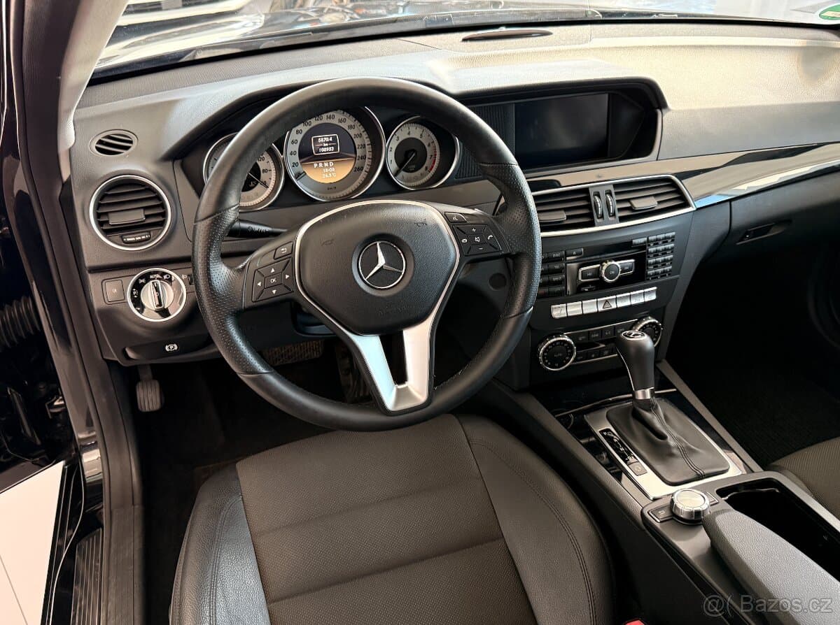 2011 Mercedes-Benz C-CLASS - 20