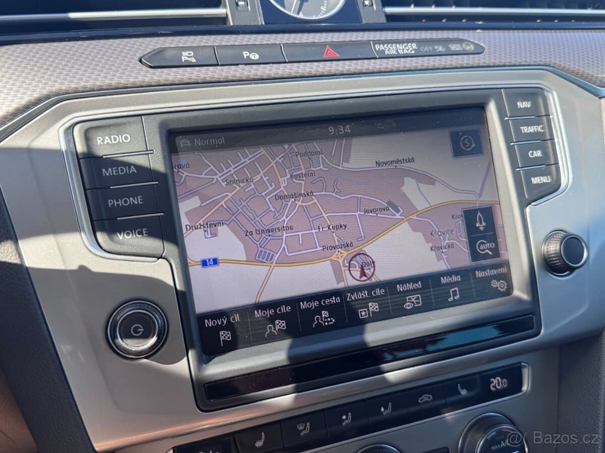 2015 Volkswagen PASSAT - 20