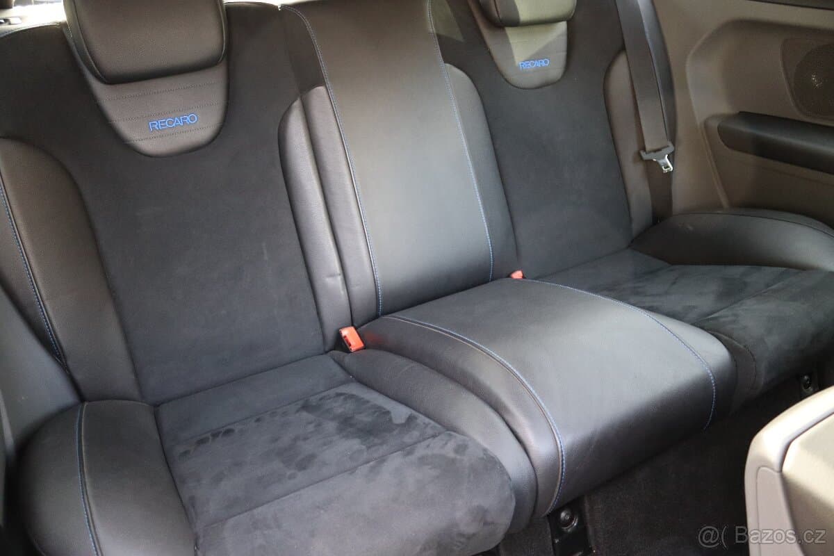 2009 Ford FOCUS - 20