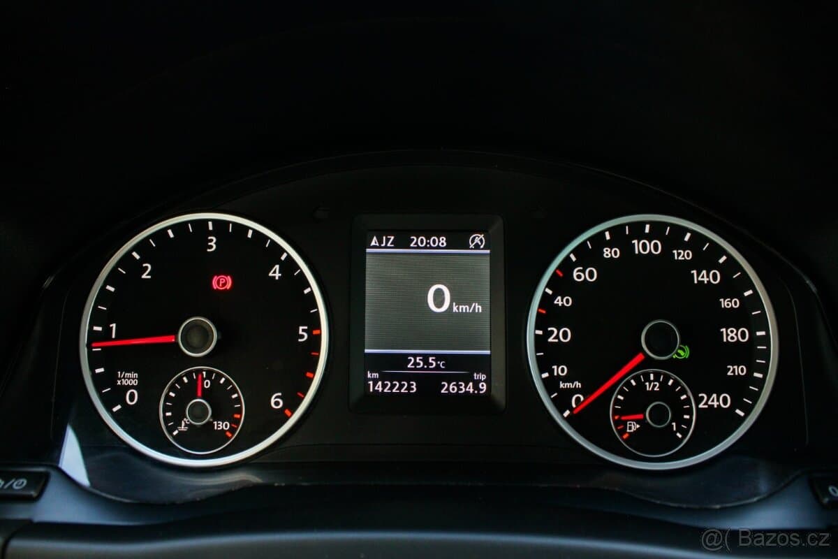 2012 Volkswagen TIGUAN - 20
