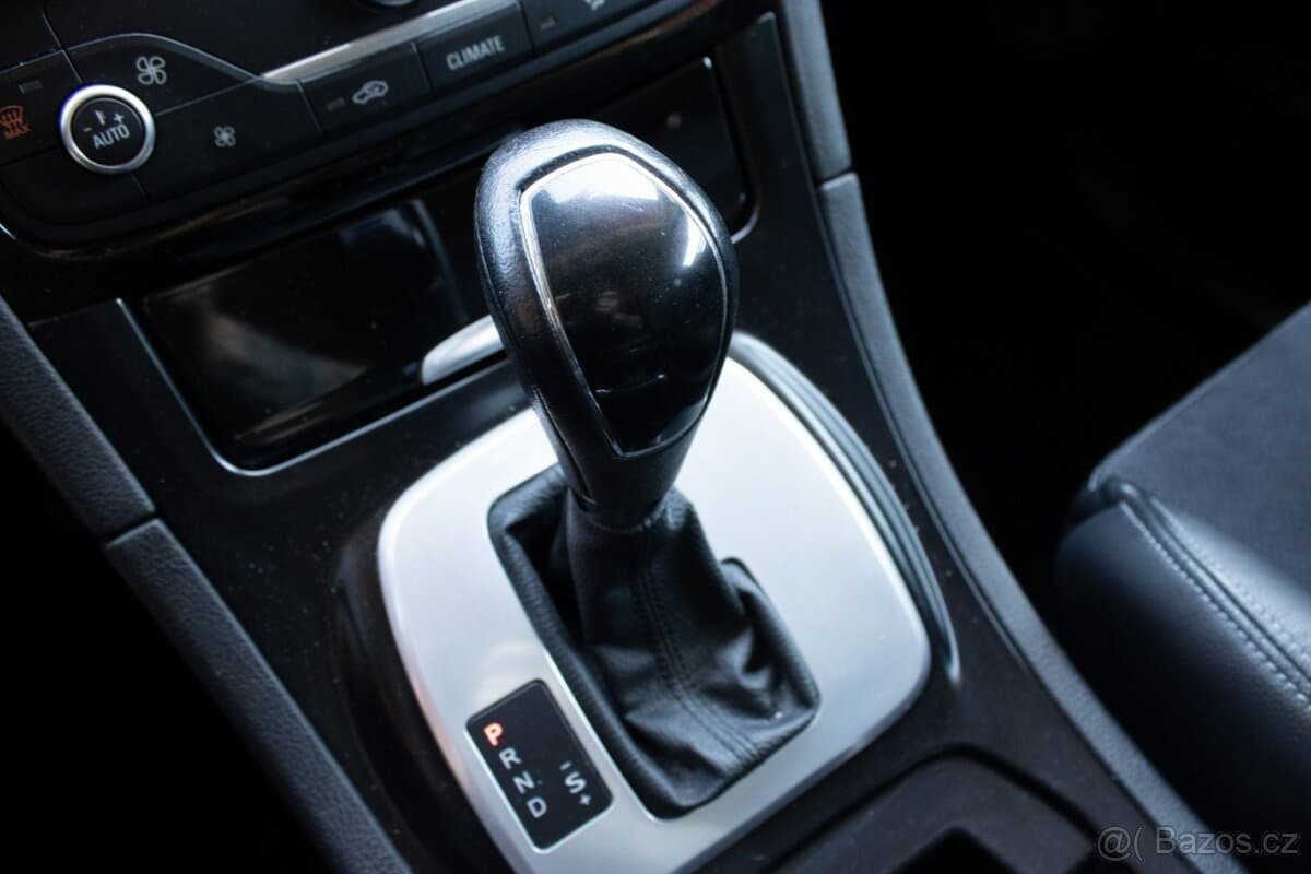 2012 Ford S-MAX - 20