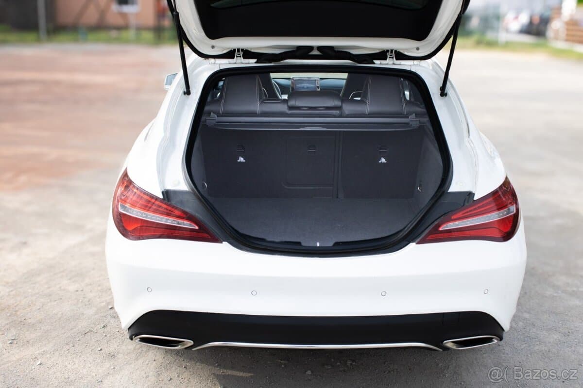 2017 Mercedes-Benz CLA - 20