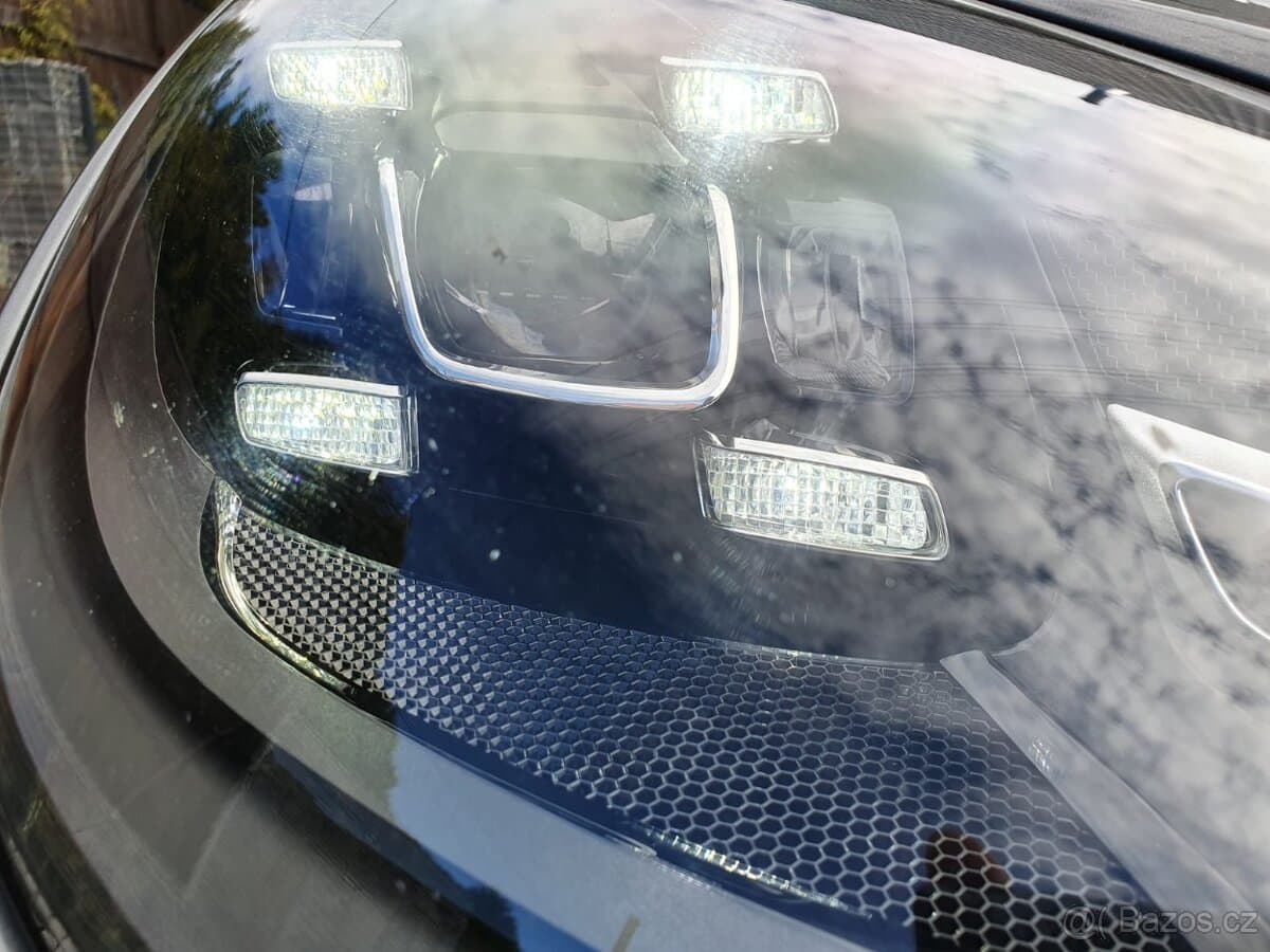 2015 Porsche CAYENNE - 20