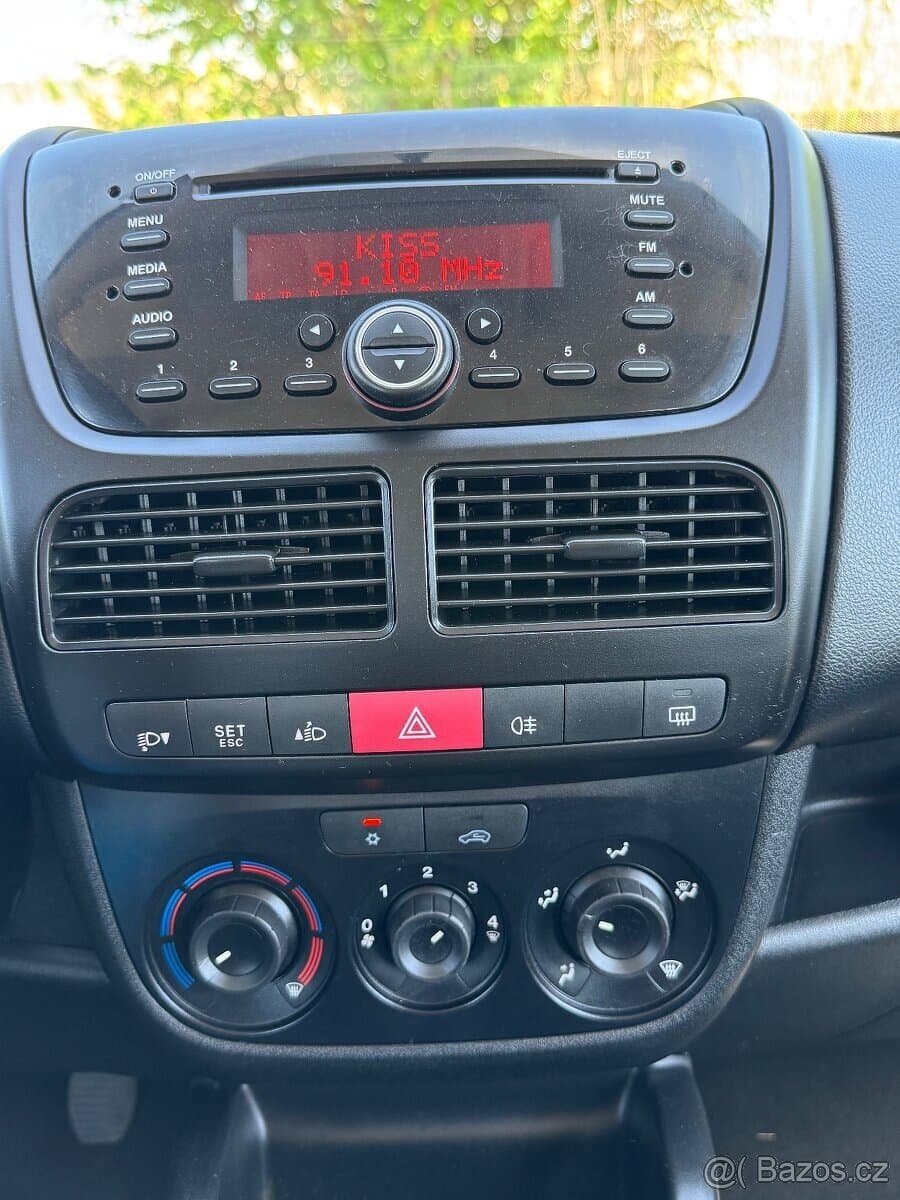 2012 Opel COMBO - 20