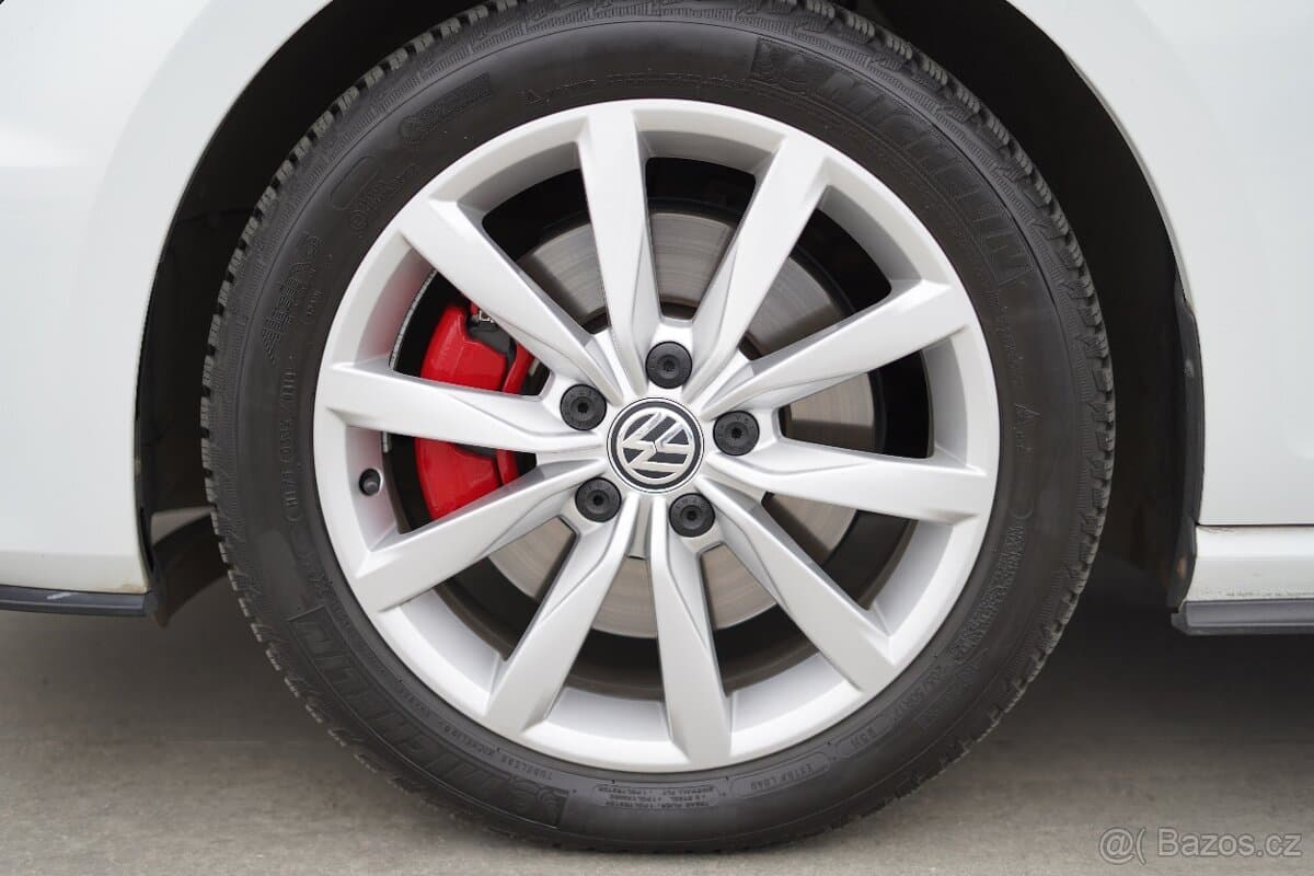 2016 Volkswagen GOLF - 20