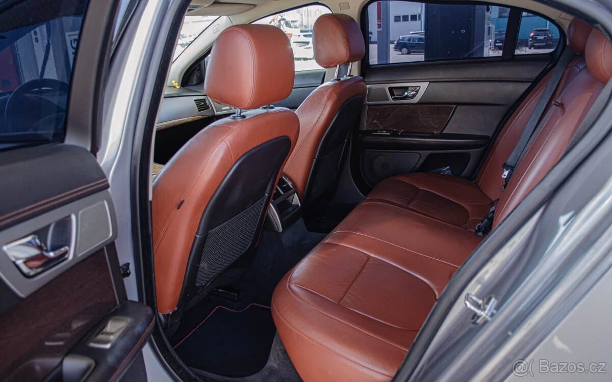 2008 Jaguar XF - 20