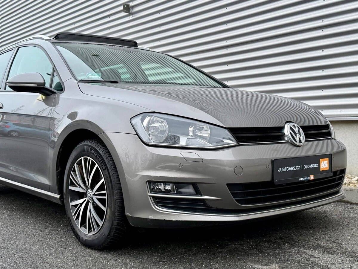 Volkswagen GOLF - 20