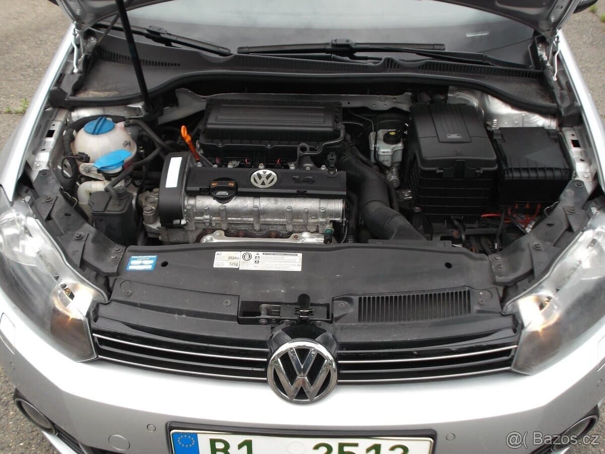 2011 Volkswagen GOLF - 20