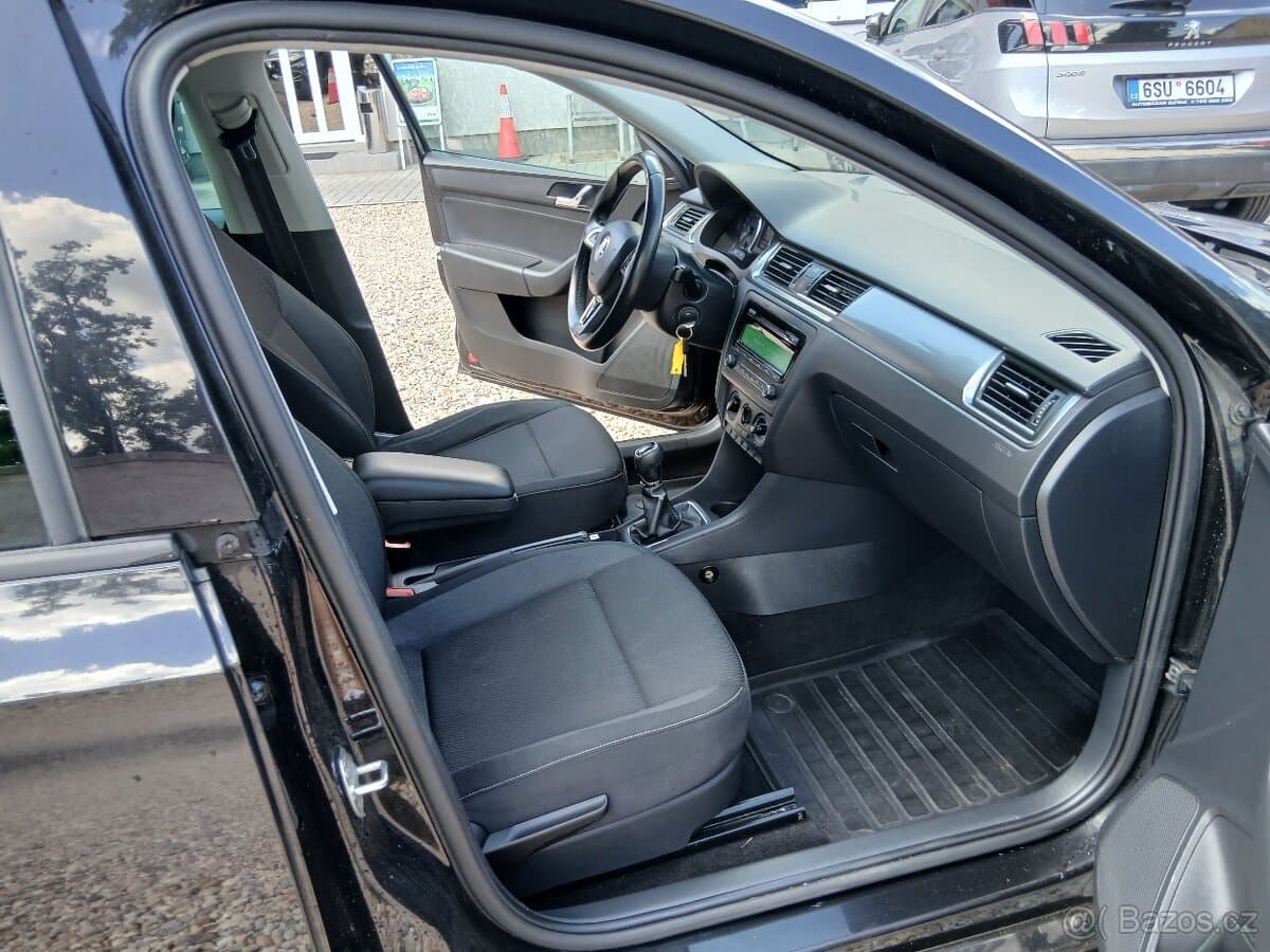 2015 Škoda RAPID - 20