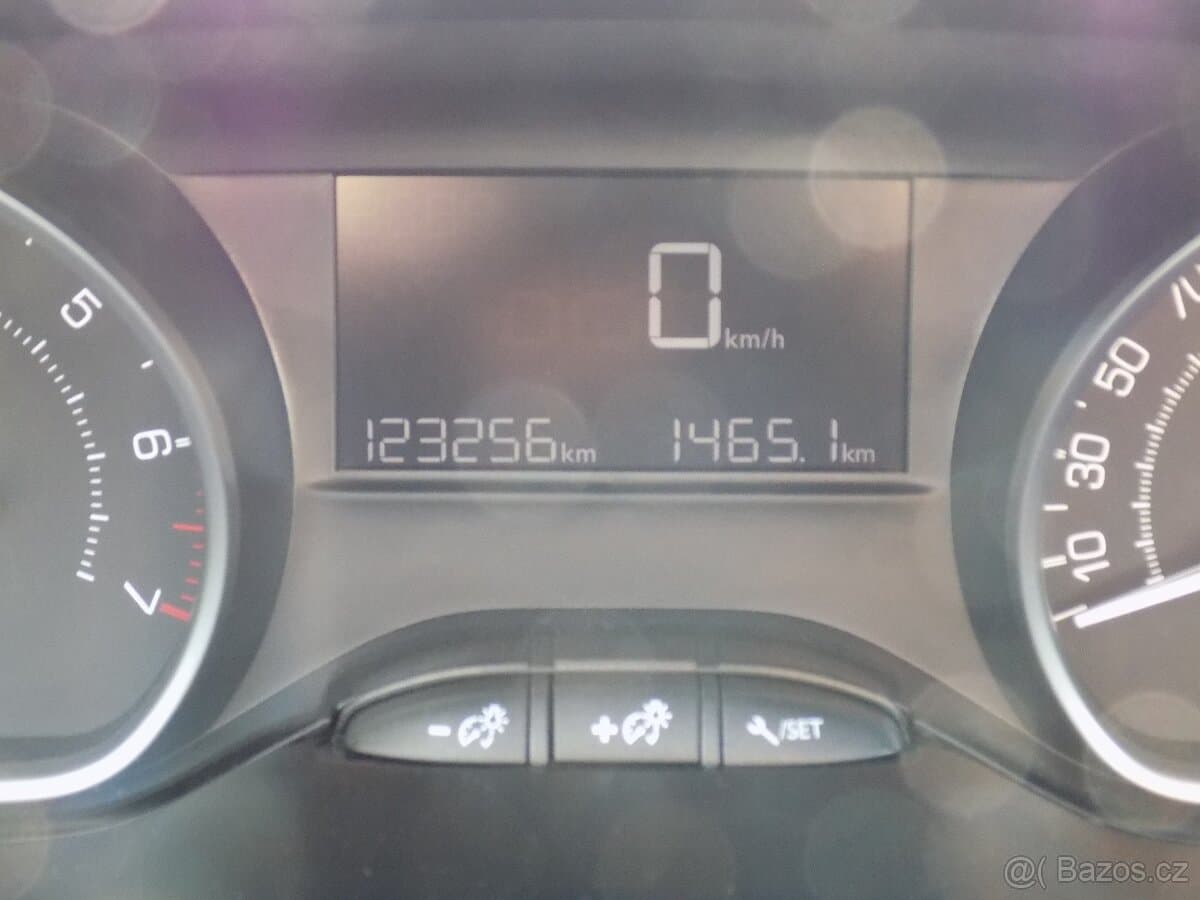 2018 Peugeot 2008 - 20
