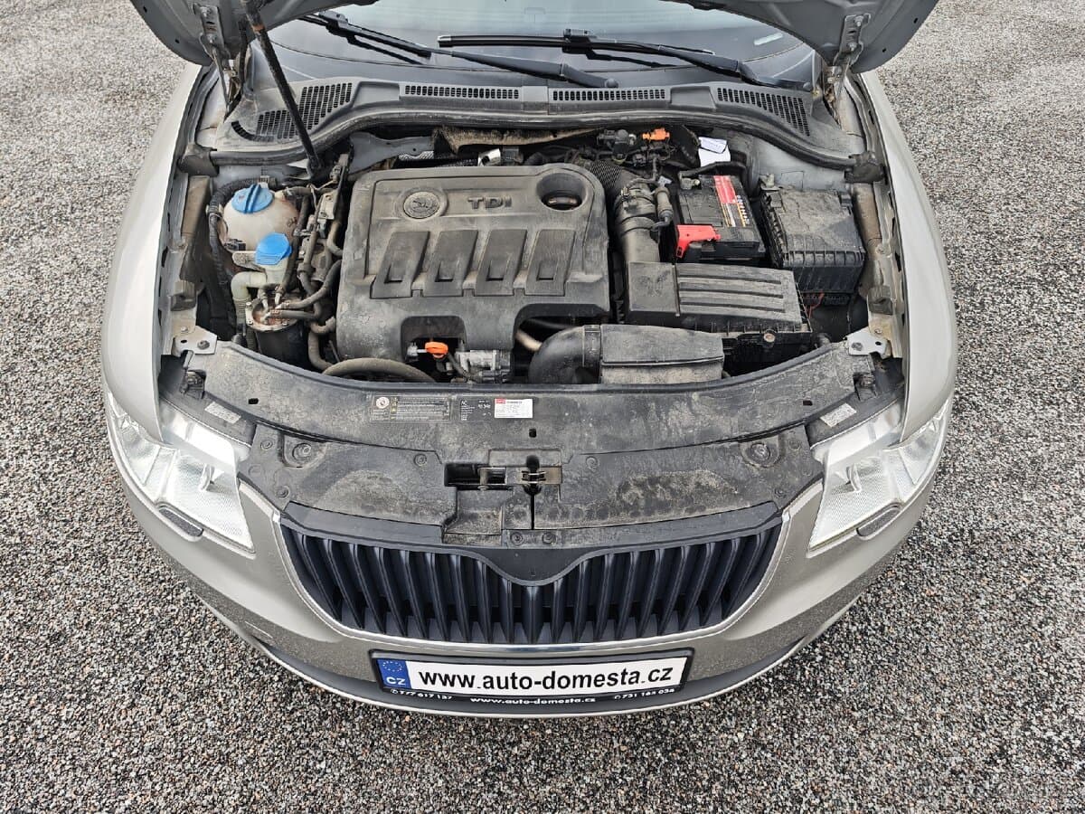 2010 Škoda SUPERB - 20