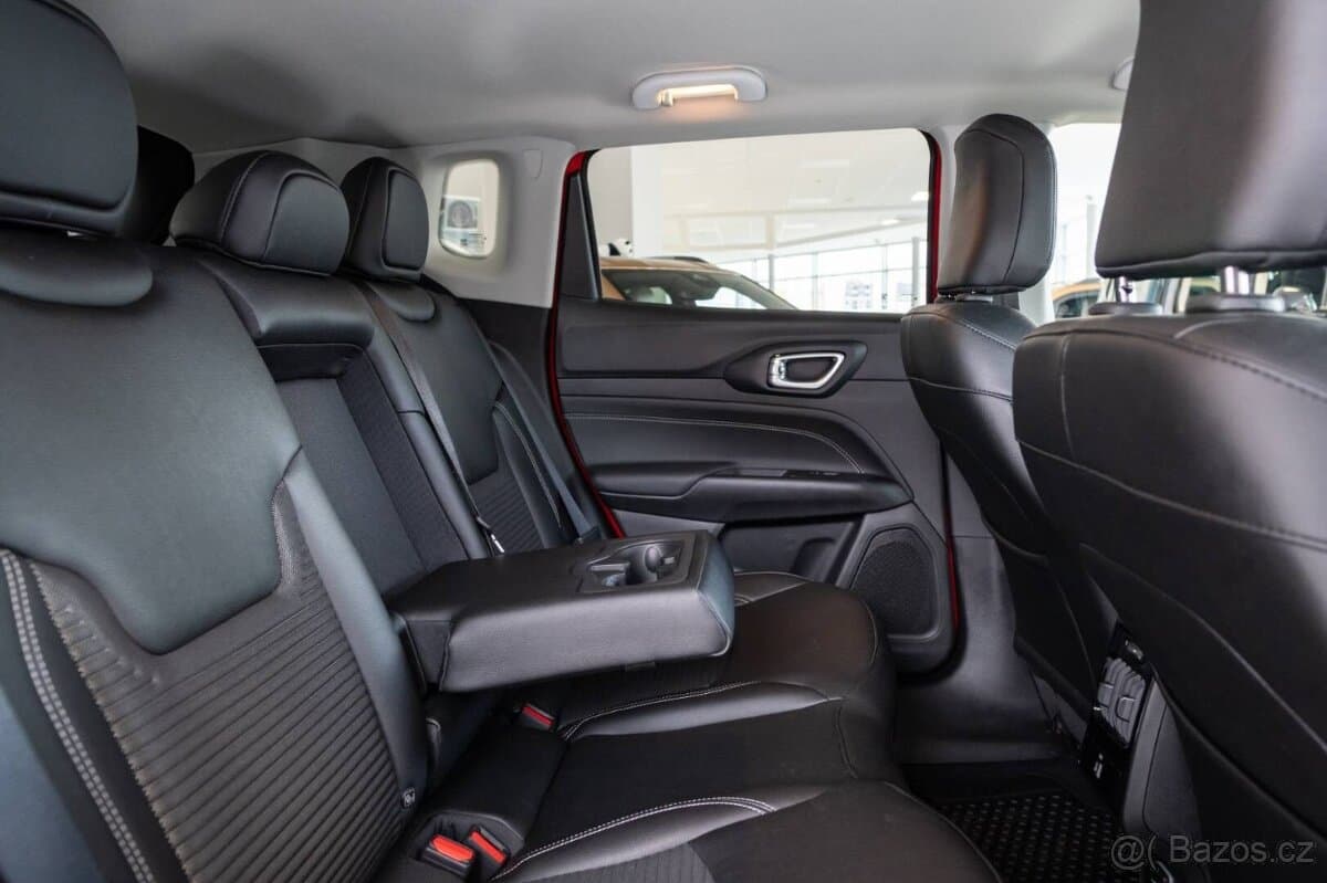 2023 Jeep COMPASS - 20