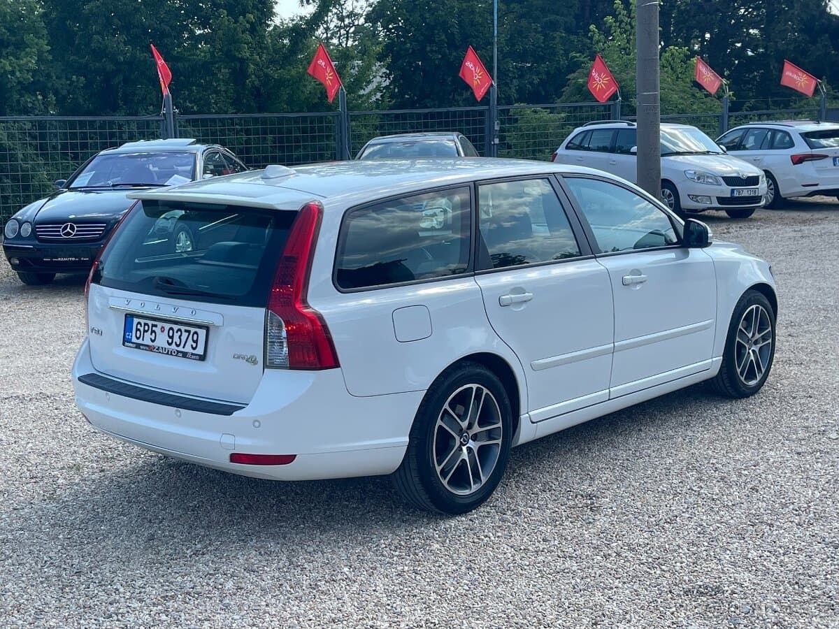 2010 Volvo V50 - 20