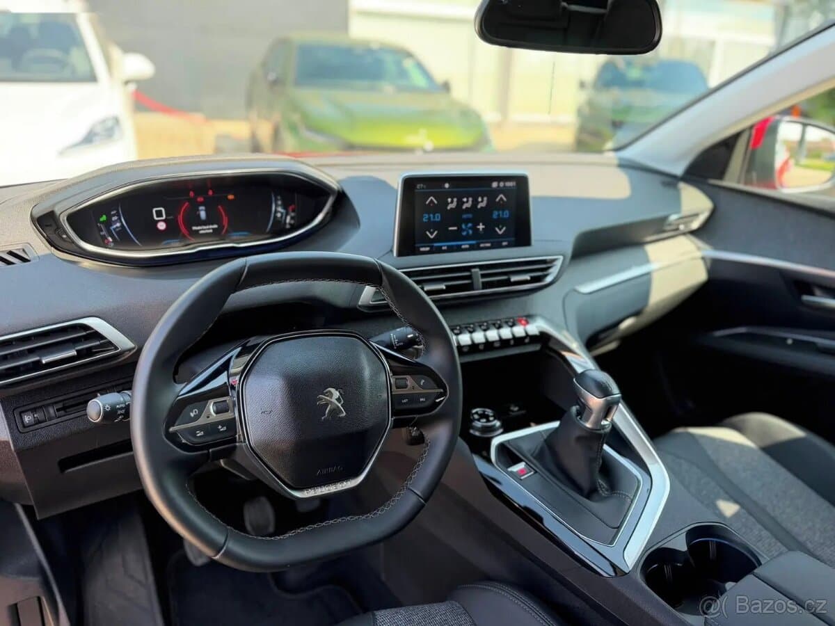 2019 Peugeot 3008 - 20